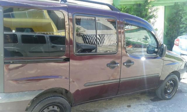 Doblo 2004 motor 1.3 16 V 7 lugares - Foto 3