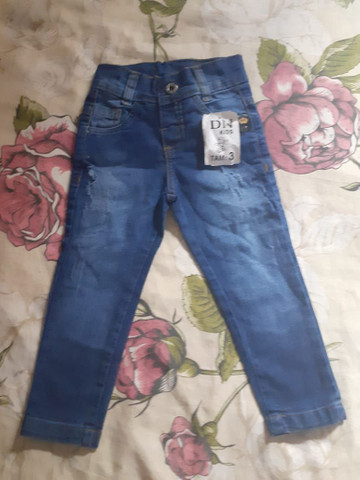 Calça infantil+ Camisa