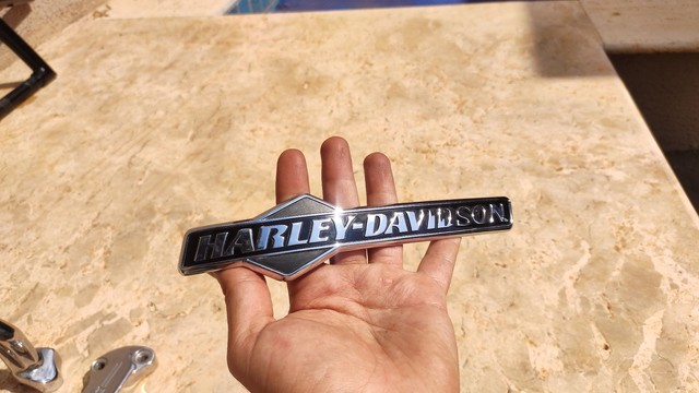 Par de Emblemas para Harley Davidson dyna ORIGINAIS - Foto 4