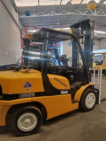 Empilhadeira Yale 90 VX | 2011 | GLP  | torre duplex  - Foto 2