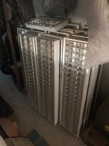 Vendo 19 unidades de luminária de embuti