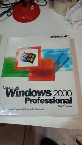 Windows 2000. Caixa lacrada.