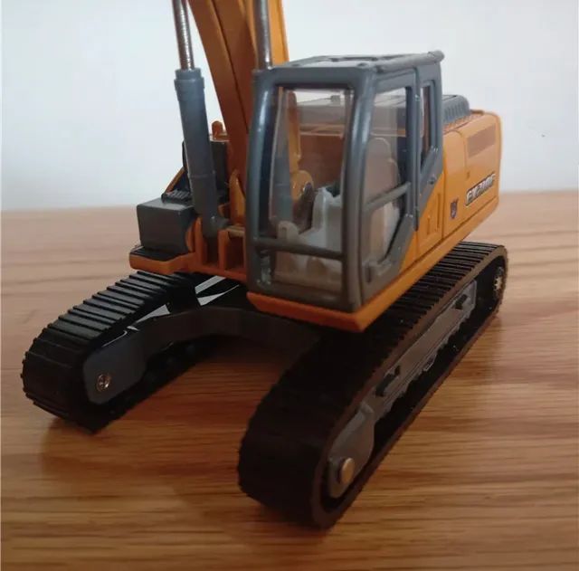 Miniatura escavadeira Case cx210c 1/50 - Foto 5