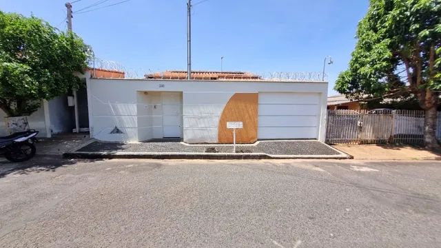 Casas à Venda em New Golden Ville, Uberlândia - MG - MGF Imóveis