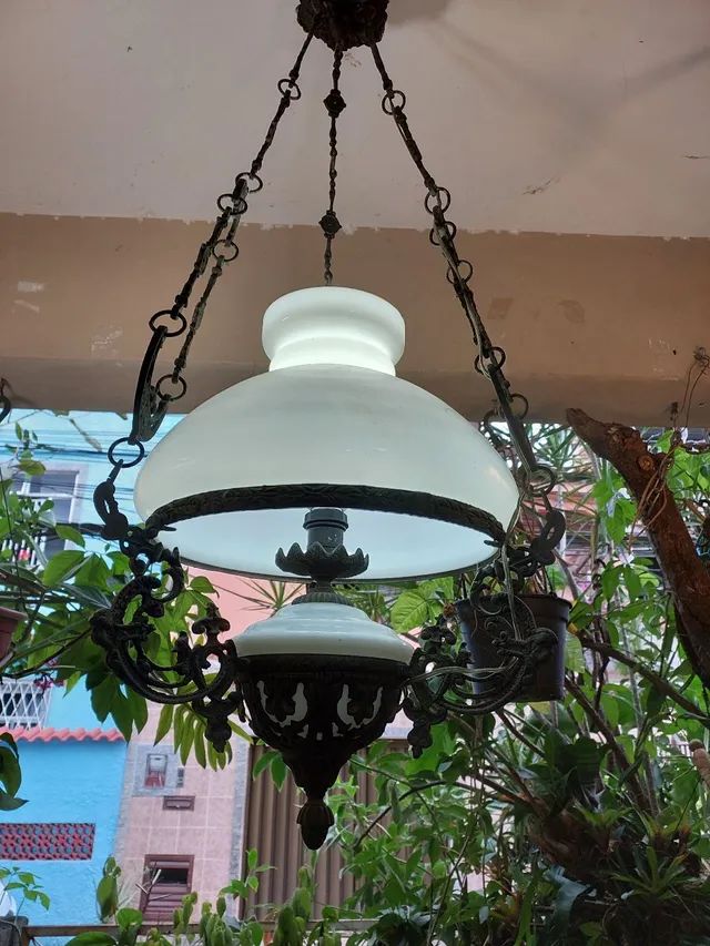 LUSTRE ANTIGO IMPÉRIO EM PERFEITO ESTADO 