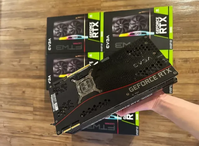 Radeon RX 6800 XT vs RTX 3080: vamos AO VIVO comparar as duas high-end