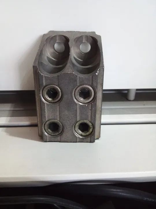 Válvula conectora para cabo