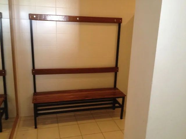 Bancos para vestiários com cabideiro-assento simples - Foto 3