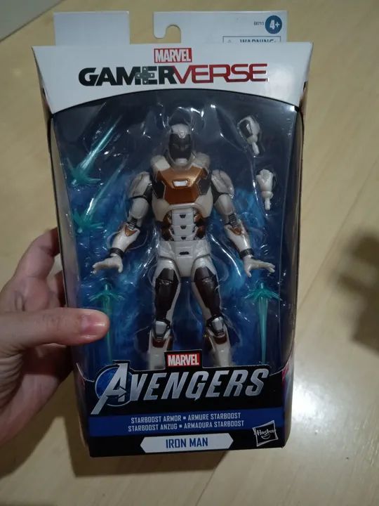 Iron Man Starboost Marvel Legends Hasbro