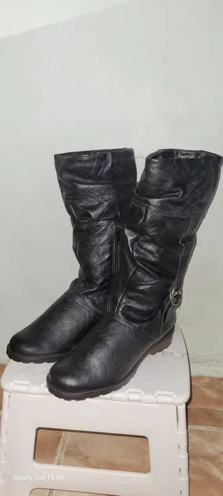 Vende-se bota de couro legítimo Bottero, n.34.
