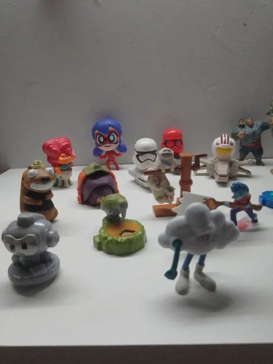 Lote de brindes antigos mac Donalds e burguer king  - Foto 2