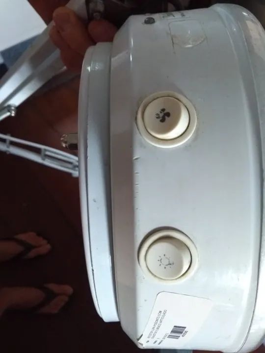  Exaustor luminária para podólogo marca podontolider-usado - Foto 3