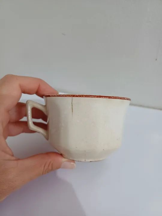 Xícara antiga de porcelana - Foto 4