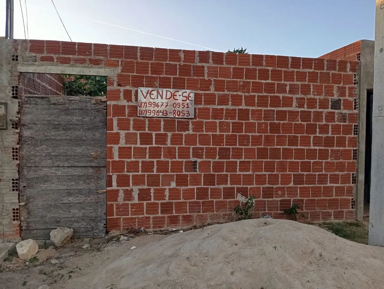 Vende-se terreno no Parque Mandacaru.