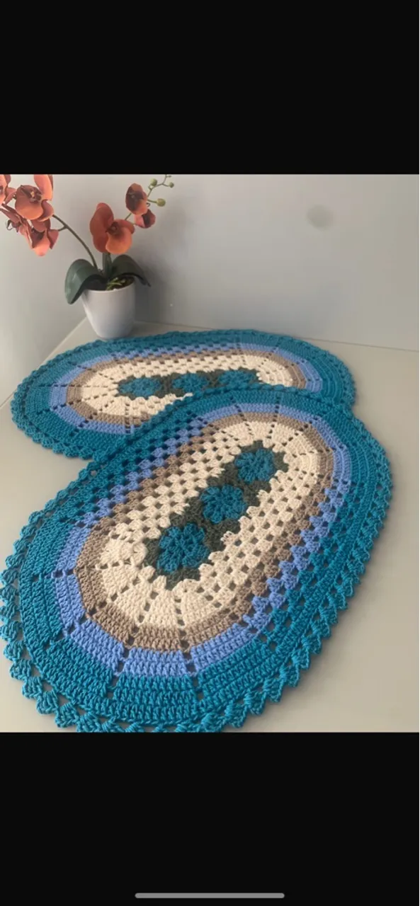 Tapete de crochê artesanal decorativo