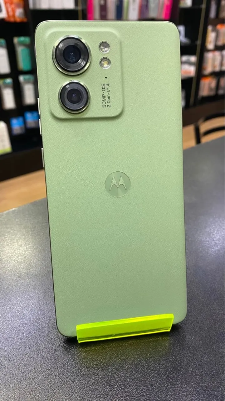 motorola edge 40 256