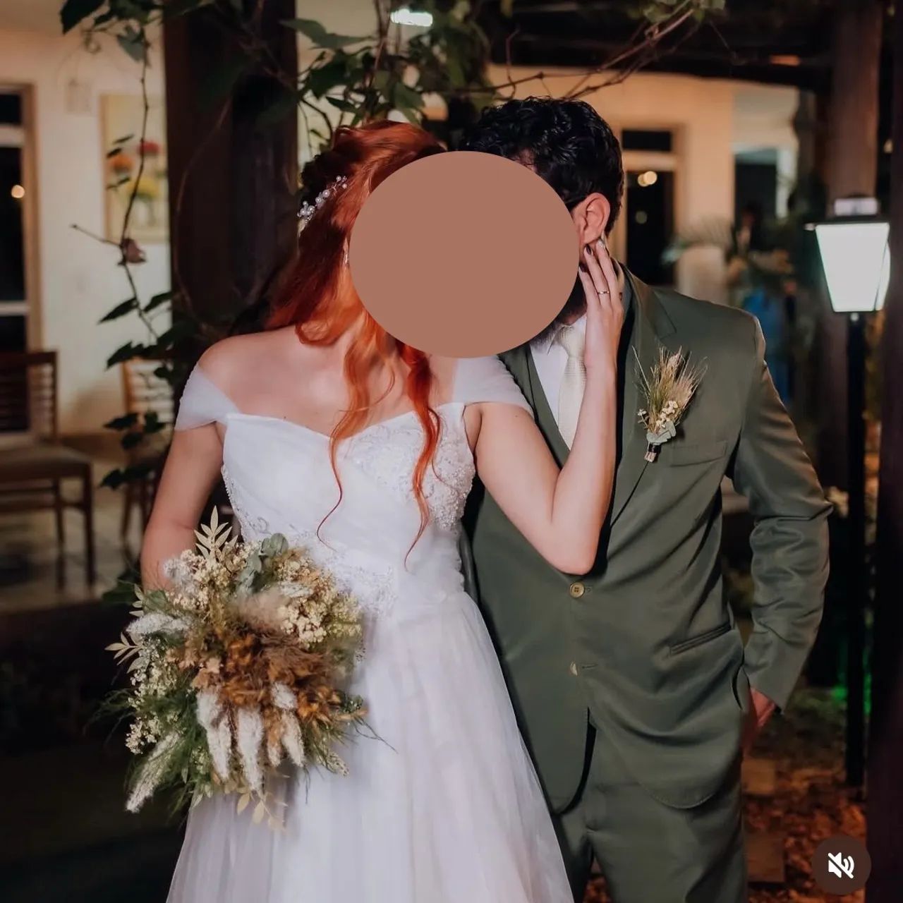 Vestido de noiva branco, usado uma vez 