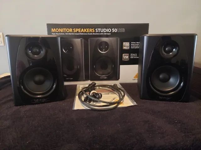 Monitor De Referência Behringer Studio 50USB