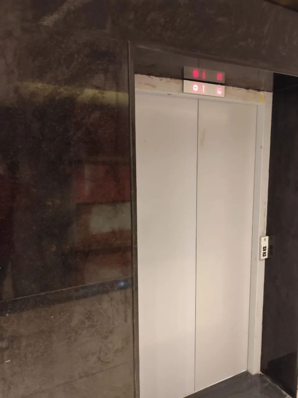 SALA COMPLETA NO EPIC TOWER FINAMENTE PLANEJADA, PRONTA PARA INICIAR SUA OPERAÇÃO  - Foto 11