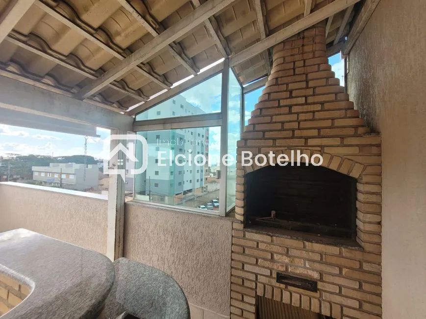 Cobertura duplex para aluguel de aprox. 160 m², com 3 quartos, no bairro Umuarama - Uberlâ