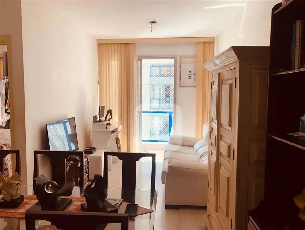 SELECIONE - Flat 1 quarto