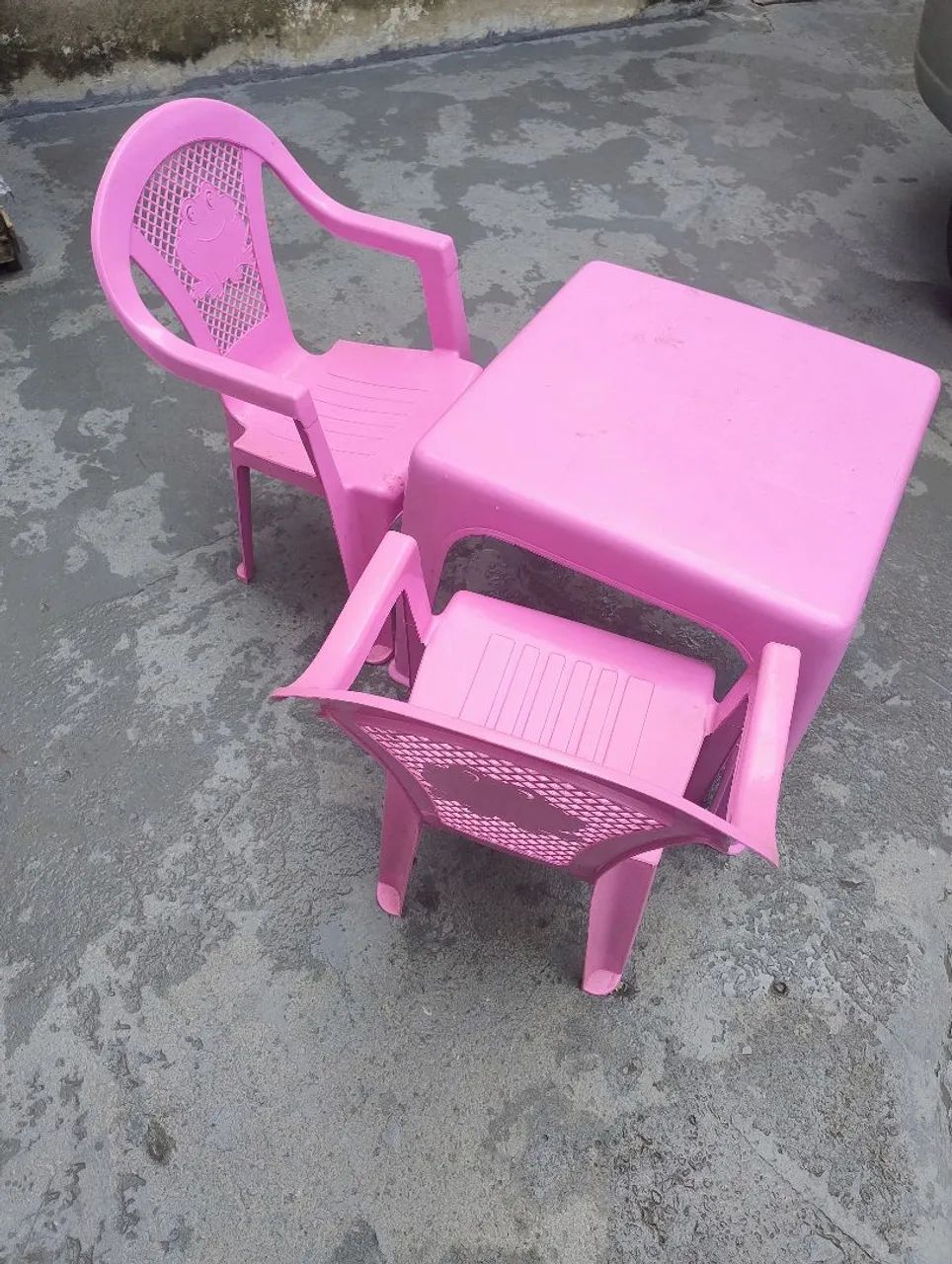 Mesinha Infantil Rosa 46x38cm+2 Cadeira Poltroninha Kids  - Foto 2