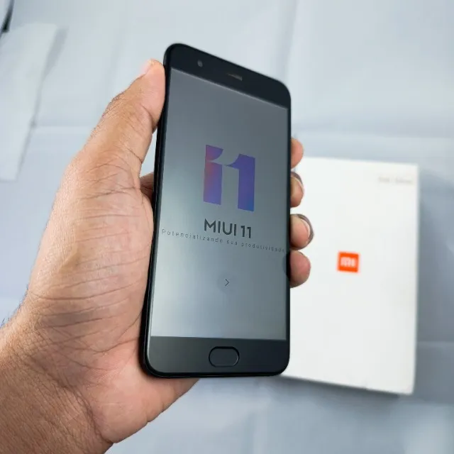 Celular Xiaomi Mi 6 64gb 4gb Top De Linha - Edição Limitada