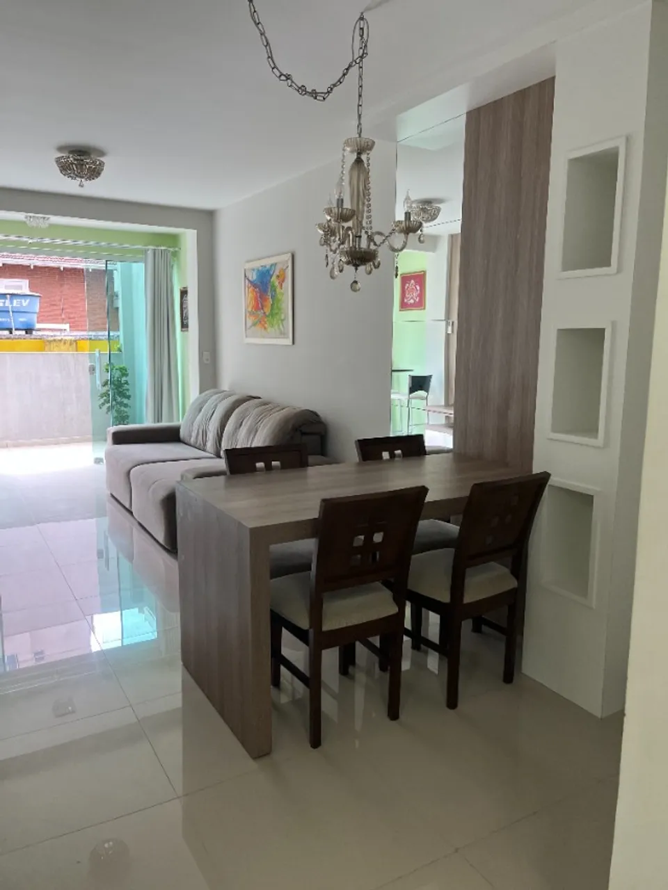 Apto. garden na rua 2950, 2 dormitórios com terraço privativo, mobiliado, pronto para uso