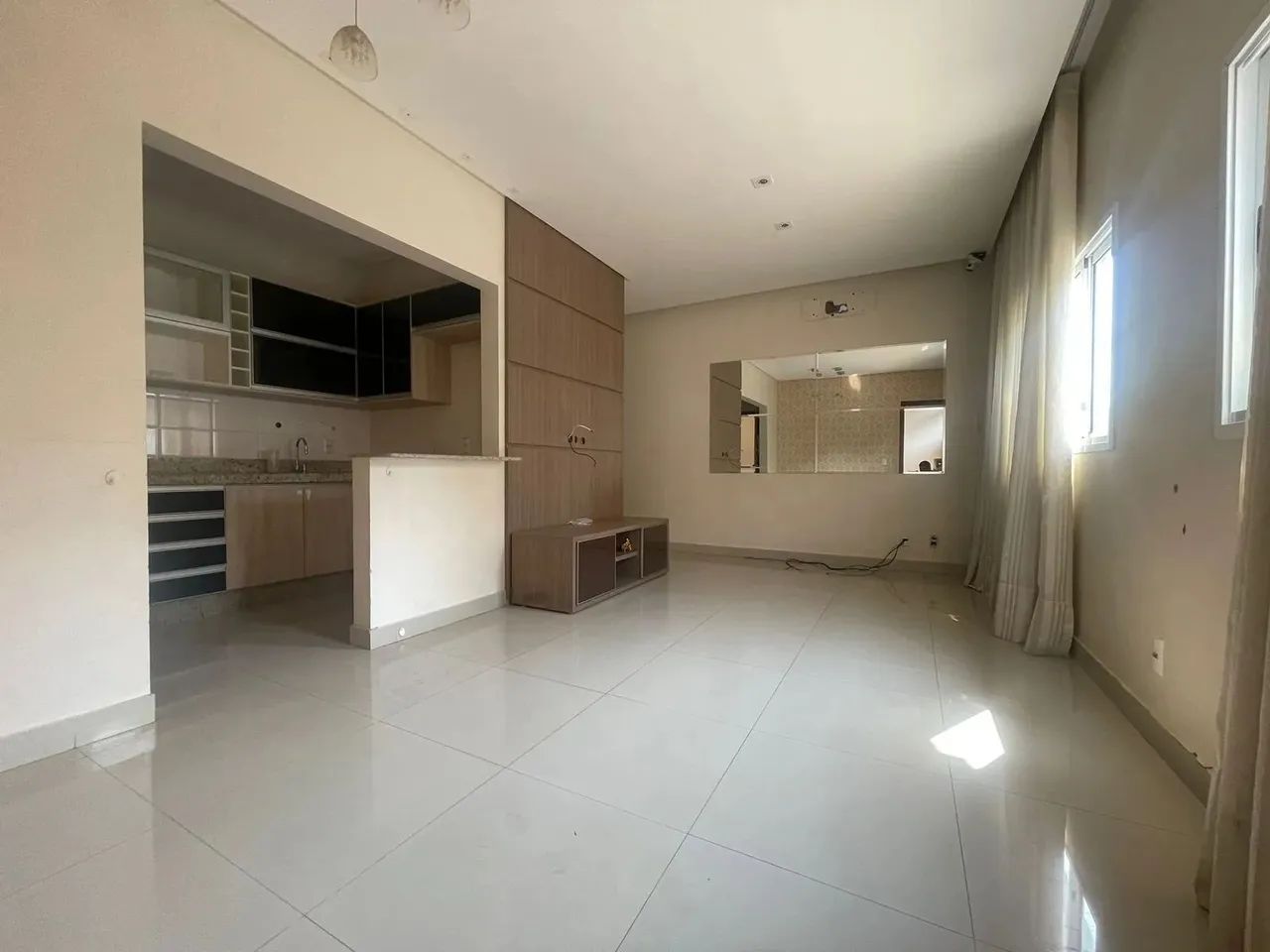 CASA EM CONDOMINIO Com PISCINA 9MINUTOS SHOPPING FLAMBOYANT - Foto 2