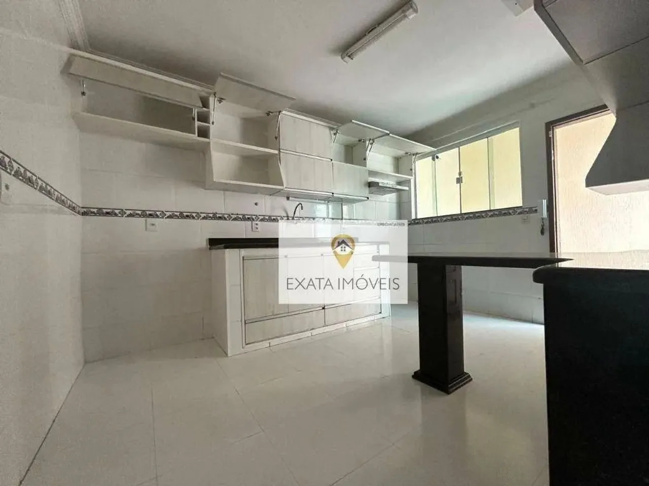 Casa com 3 dormitórios à venda, 114 m² por R$ 525.000,00 - Jardim Mariléa - Rio das Ostras
