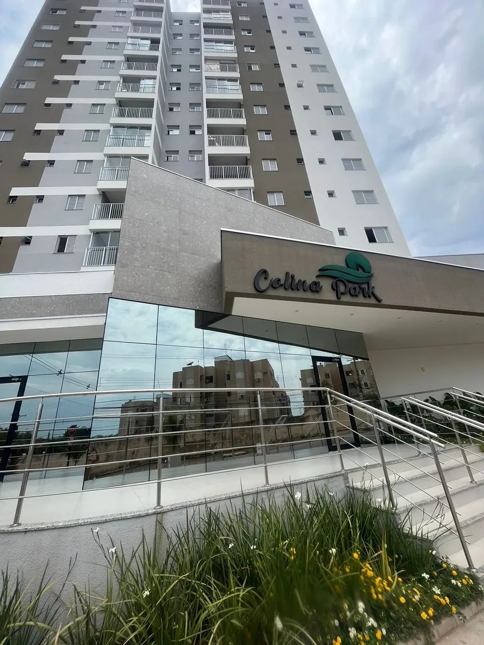 Imóvel para aluguel no Edifício Colina Park, próximo ao Parque Mãe Bonifácio.