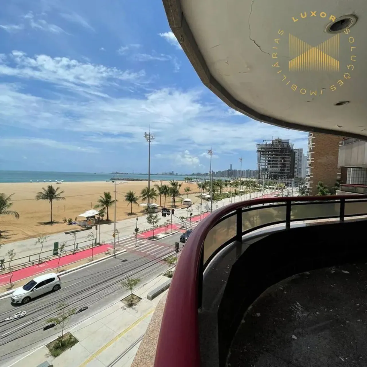 Imóvel para aluguel e venda possui 340 metros quadrados com 4 quartos em Meireles - Fortal