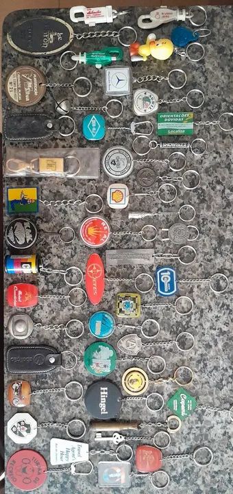 Coleção De Chaveiros Antigos 112 Peças