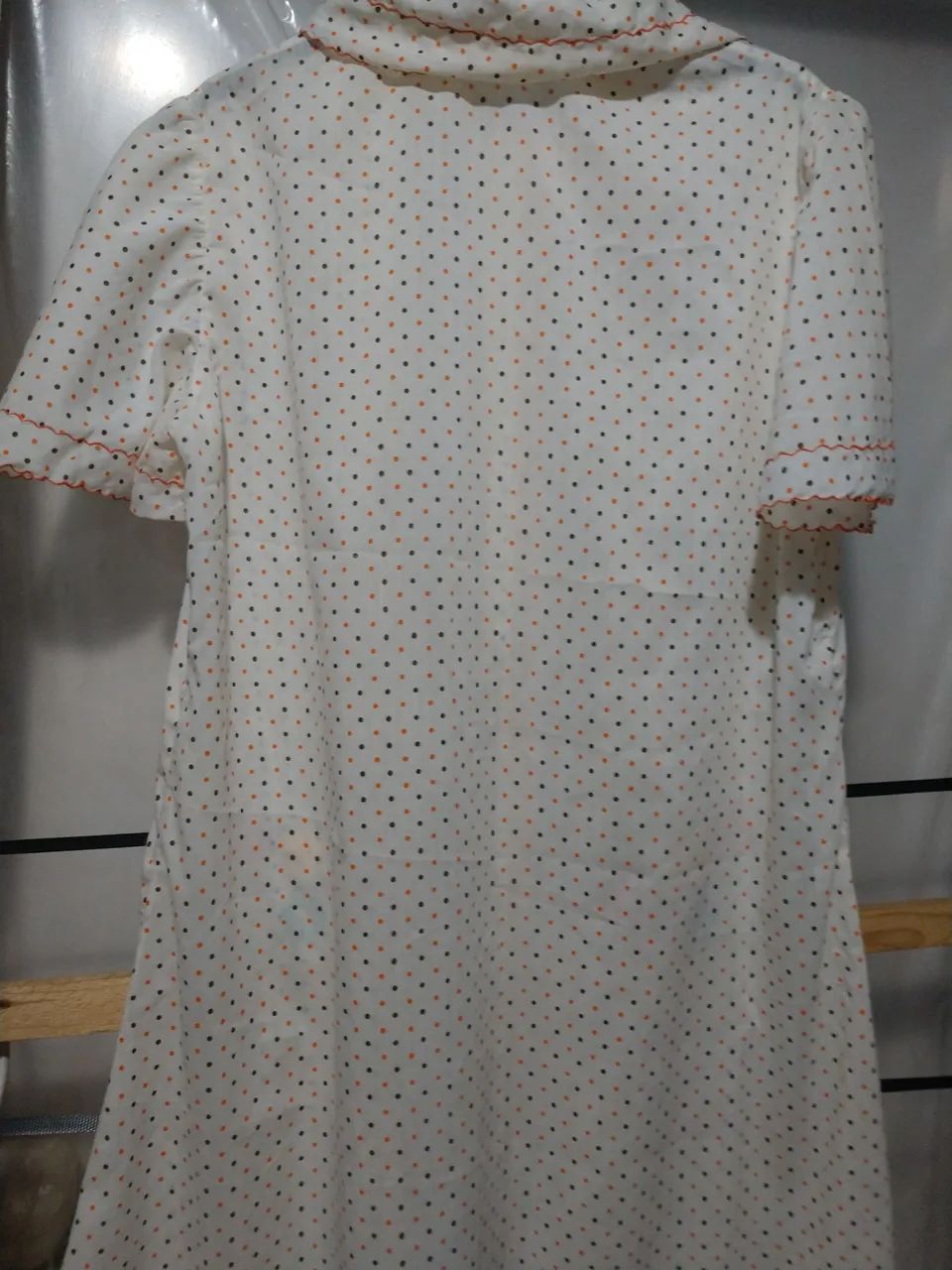 camisola vintage com bordado de morangos tamanho m - Foto 4