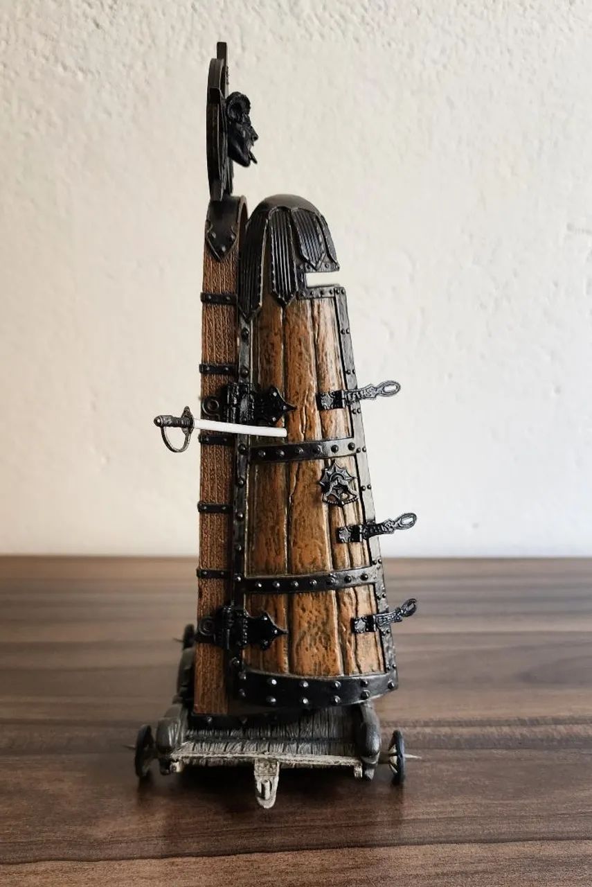Action Figure Bethany Bled McFarlane Toys Infernal Parade - Foto 2