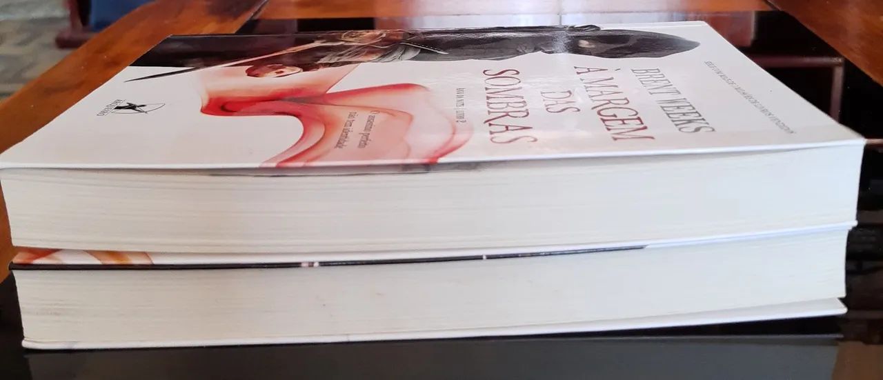 Livros da Série Anjo da Noite - Brent Weeks - Foto 4