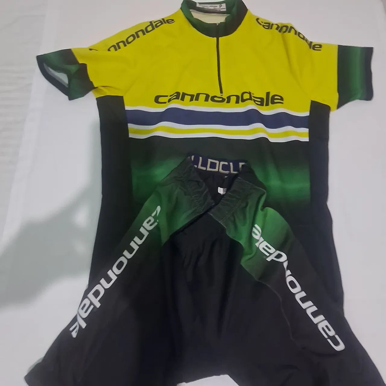 Kit Ciclismo Completo - Óculos, Lanterna, Uniforme, Cera e Caixa - Foto 4