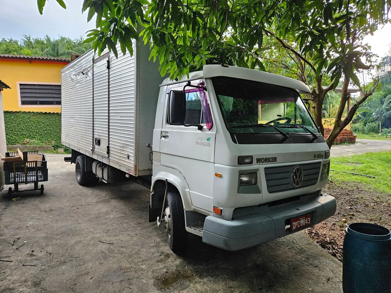 Caminhão VW Worker 9-150E - Baú - 2009