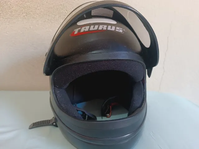 Capacete Taurus 