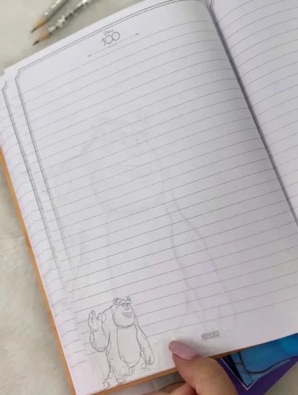 Caderno Dory - Disney 100 Anos - Foto 2