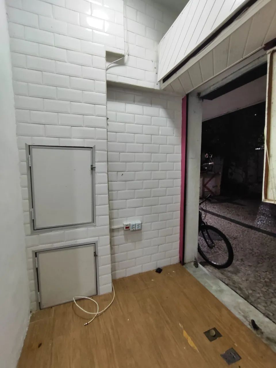 Ponto comercial/ Ramo Alimentício - Sem cobrança de Luvas! - Foto 5