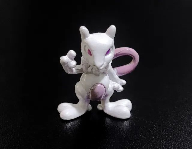 Miniatura Mewtwo (3 centímetros) Pokémon World