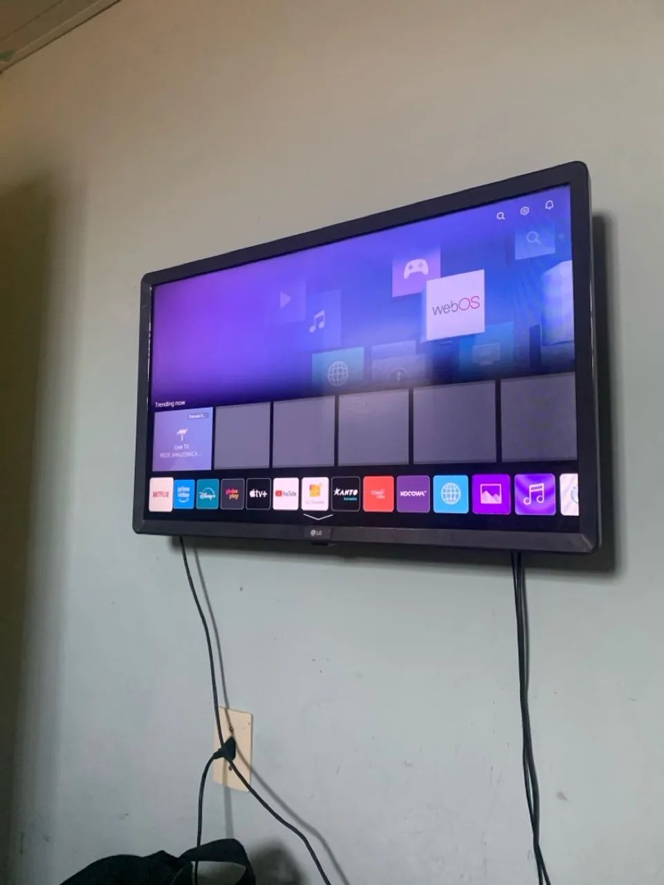 SMARTV - 32? LG 1.000,00.    WI-FI , BLUETOOTH 