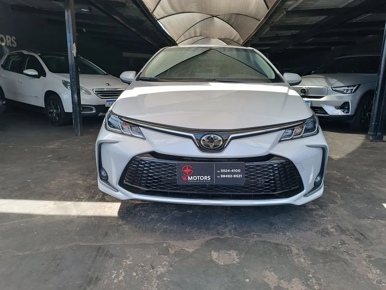 Toyota Corolla  XEI 2.0 FLEX Camb CVT AUT 10 marchas Branco Perol  2024  