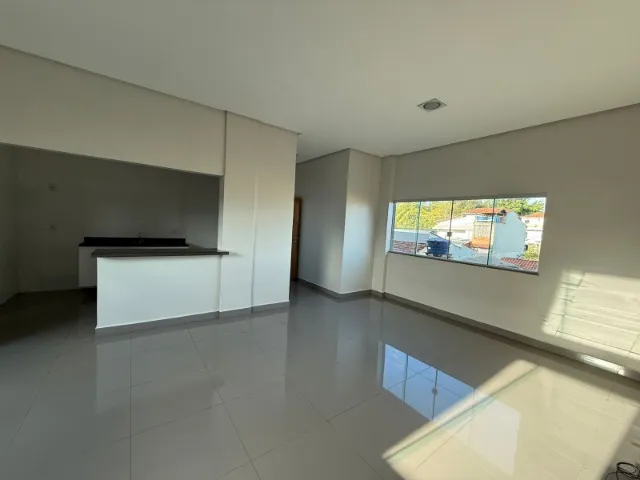 ALUGA-SE APARTAMENTO DE LUXO BAIRRO UNIAO
