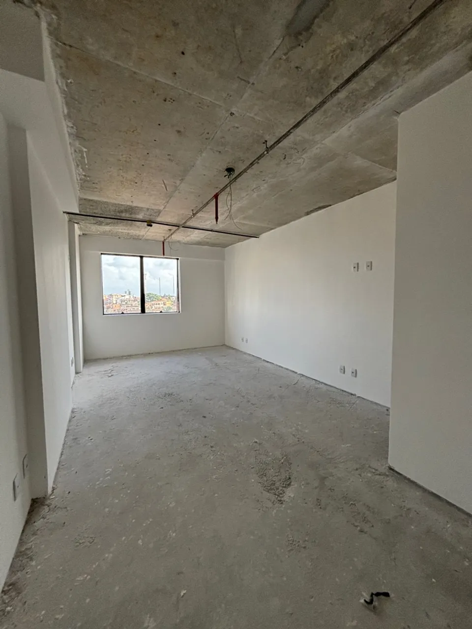 Sala Comercial para Locação - 27m² | 1 Vaga | Prédio Novo na Av. Vasco da Gama