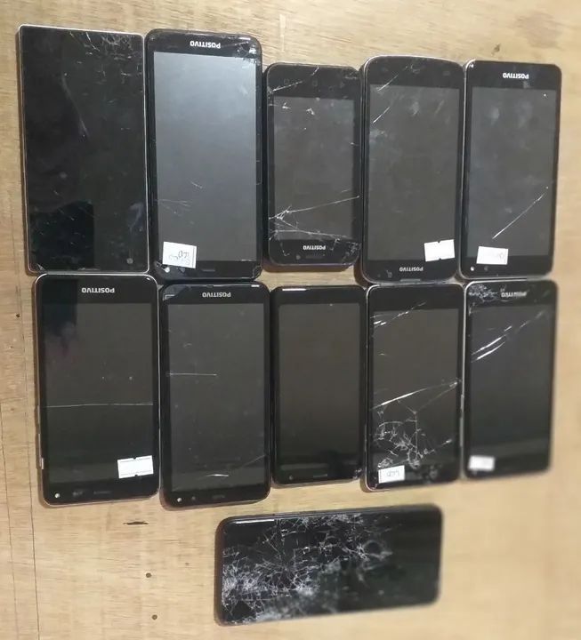 Lote celular Positivo