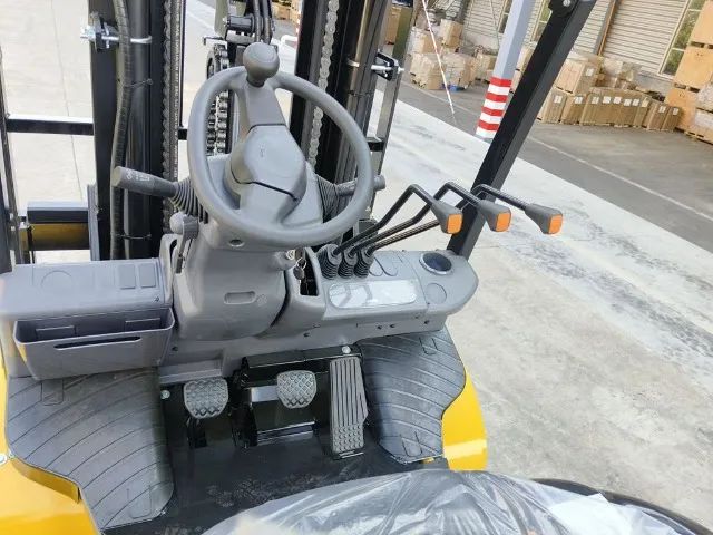 EMPILHADEIRA MAF 3.0| 0 KM|3.000  KG| DIESEL | TORRE 4,5 mts - Foto 4