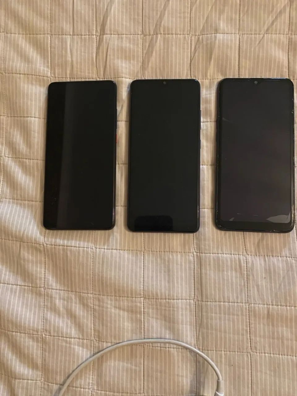 Vendo Celulares para tirar peças