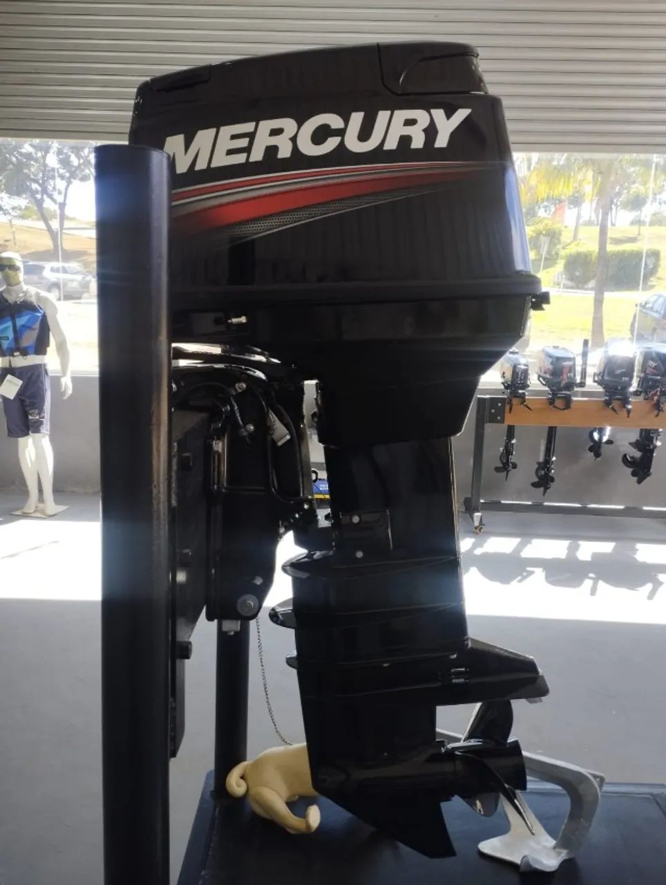 Motor de popa Mercury 50hp 2 tempos com power trim e comando a distancia  - Foto 2